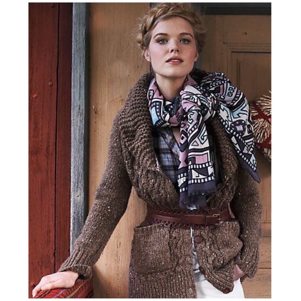 Anthro “Rolakan Scarf” - Picture 2 of 8